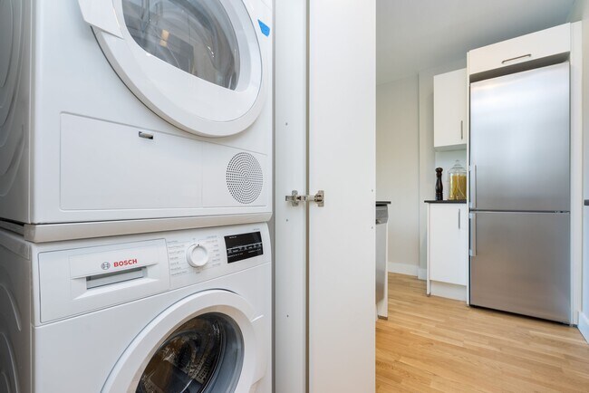 Building Photo - 111 Lawton Blvd