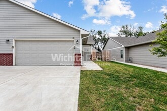 Building Photo - 5413 N Colburn St