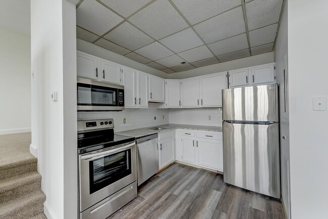 Foto del edificio - Franklin Manor Apartments