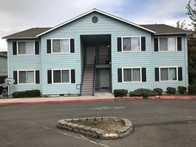 Building Photo - 2130 Crater Lake Ave