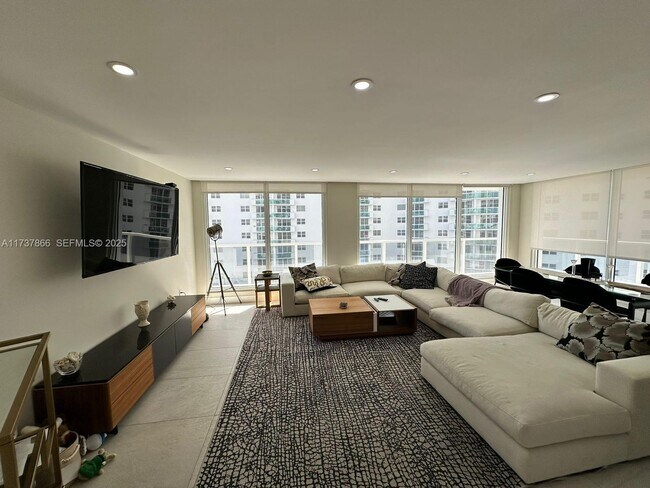 Foto del edificio - 2751 S Ocean Dr