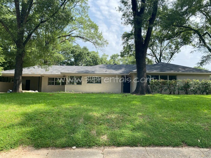 216 Linden St, Shreveport, LA 71104 House for Rent in Shreveport, LA