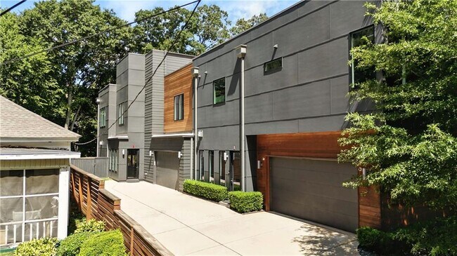 Foto del edificio - 244 Locust St NE