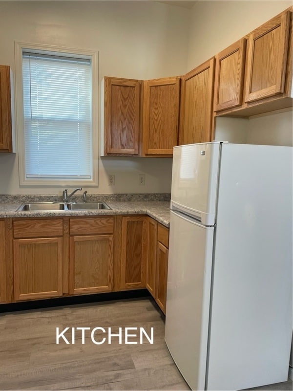 Foto del edificio - 231 E 13th St