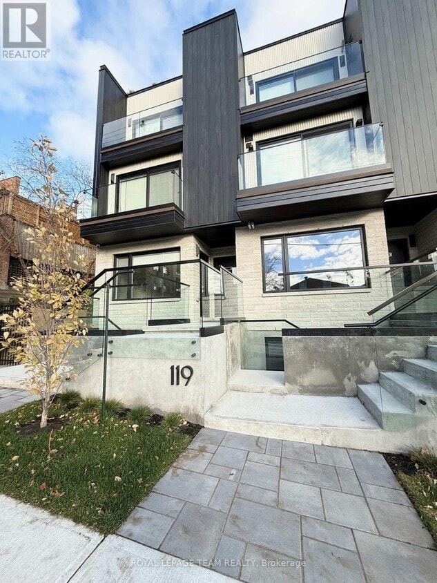 Photo principale - 119 Springfield Rd