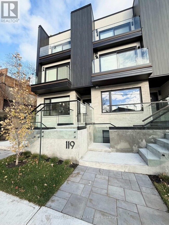 Building Photo - 119 Springfield Rd