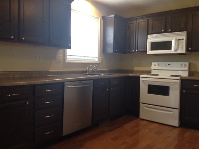 Foto del edificio - 6335 Glenmont Dr