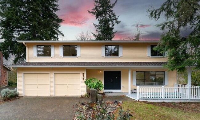 Building Photo - 4 bedroom in Bellevue WA 98006