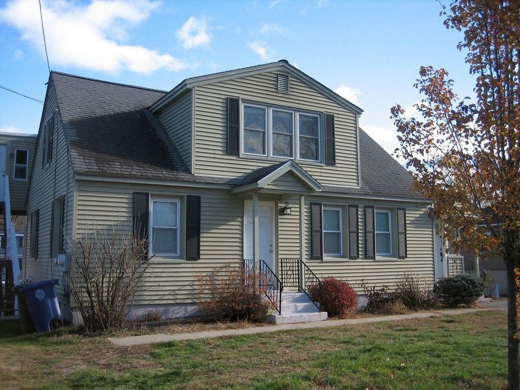 Foto principal - 706 Lancaster St