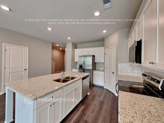 Building Photo - 155 Webster Cir