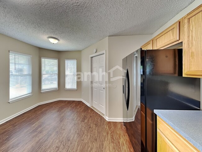 Building Photo - 1520 Irishwood Ct