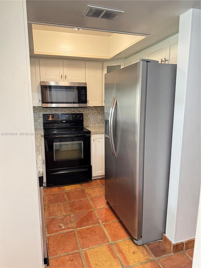 Foto del edificio - 8999 SW 123rd Ct