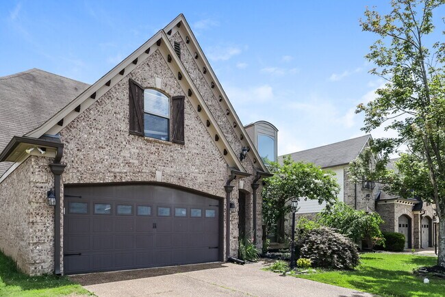 Foto del edificio - 450 Green Willow Cove