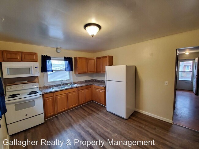 Building Photo - 2 br, 1.5 bath House - 36 Burley Rd