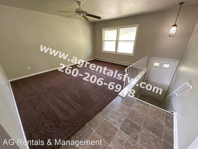 Building Photo - 4 br, 2 bath House - 2034 Embassy Dr