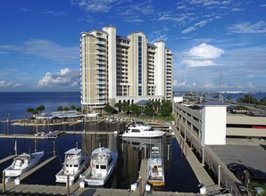 Building Photo - 6422 US-98