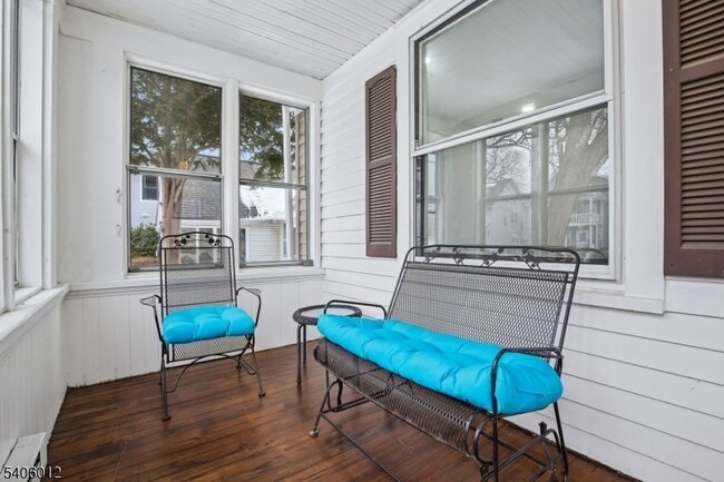 Photo - 99 Lincoln St House