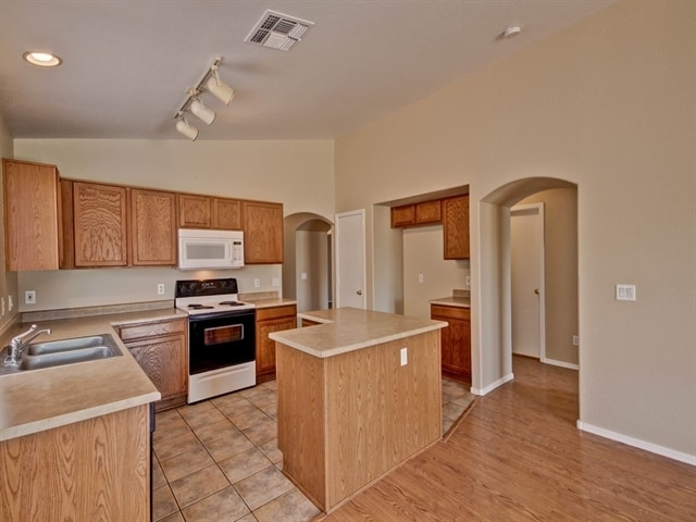 Building Photo - 12937 W Cherry Hills Dr