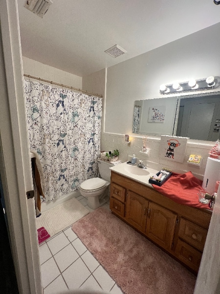 Building Photo - 3600 SW 23rd St