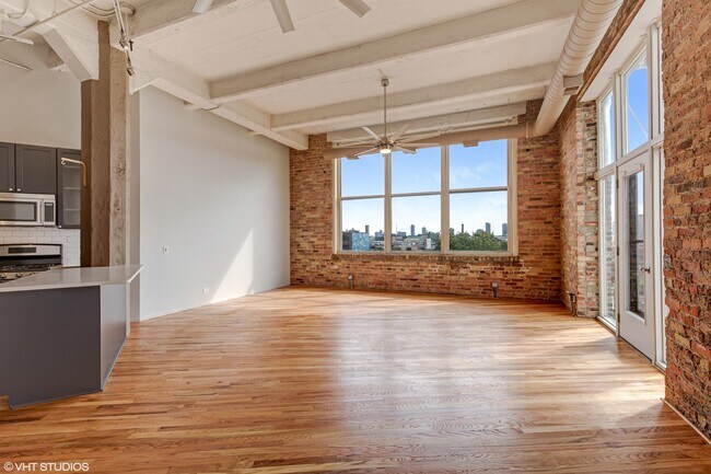 Foto del edificio - 1720 N Marshfield Ave