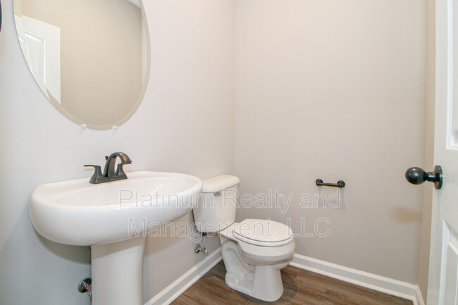 Foto del edificio - 1115 Hillwood Dr