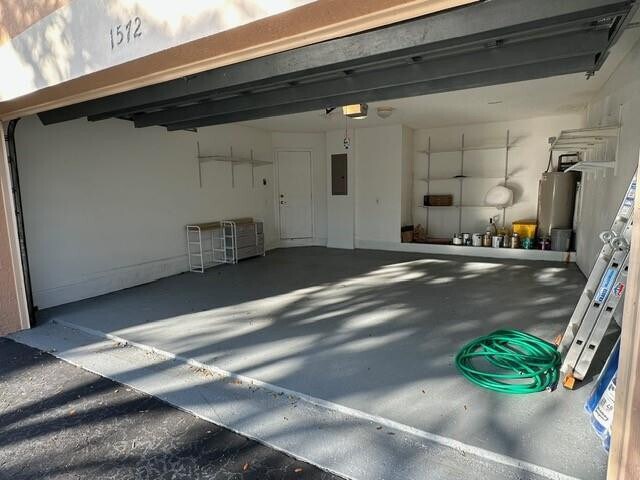 Foto del edificio - 1572 Banyan Way