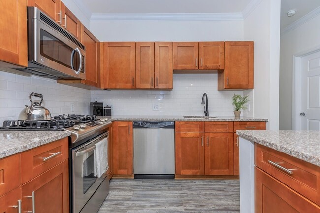 Building Photo - Glenview House