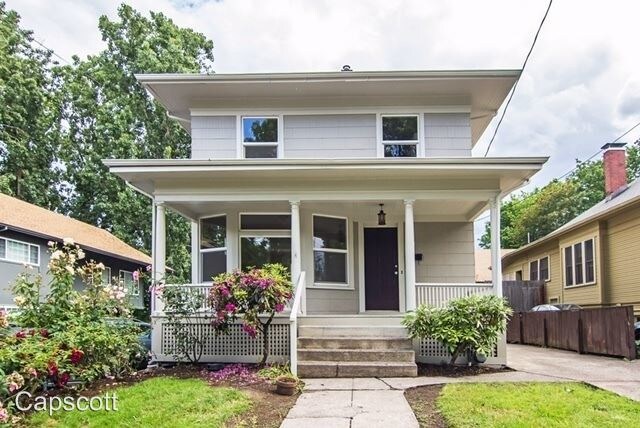 Foto principal - 2314 NE Multnomah St
