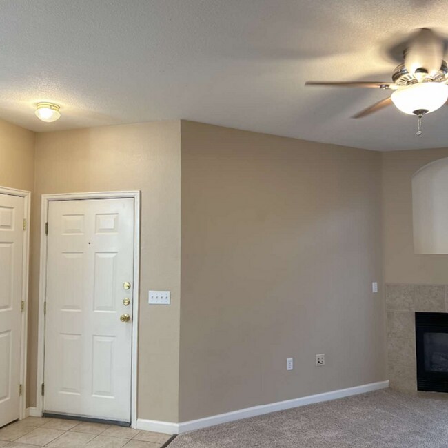 7440 S Blackhawk St Unit 13206, Centennial, CO 80112 Condo for Rent