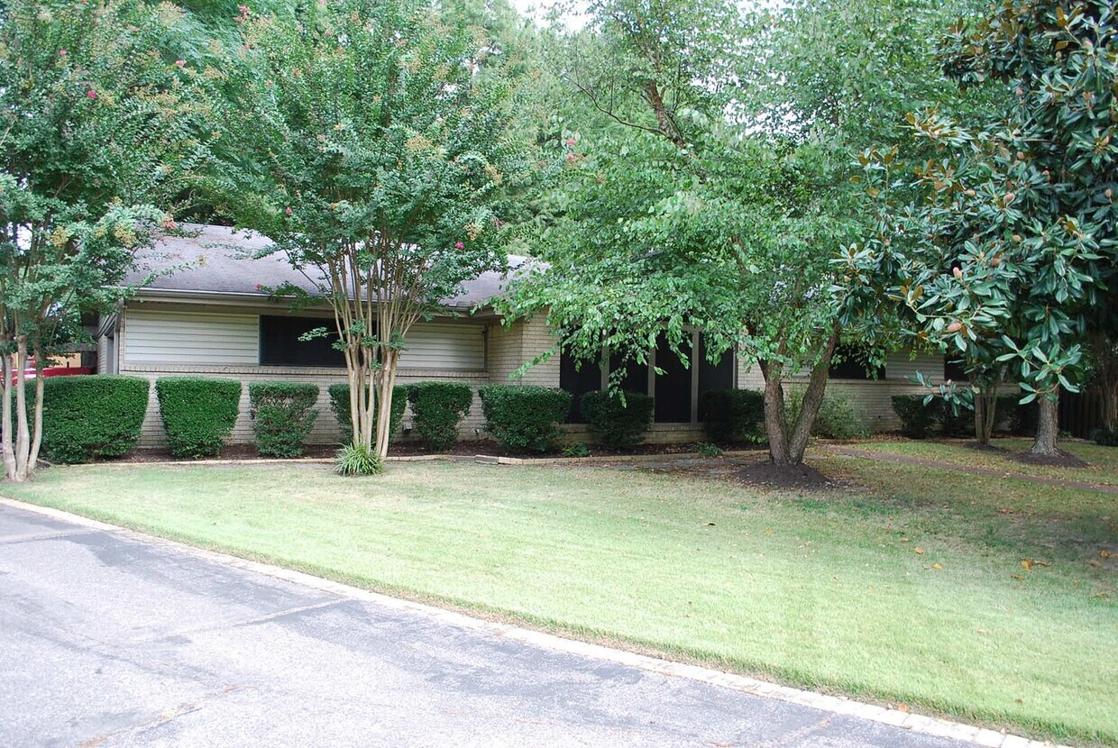 Foto del edificio - 1710 Neshoba Cove