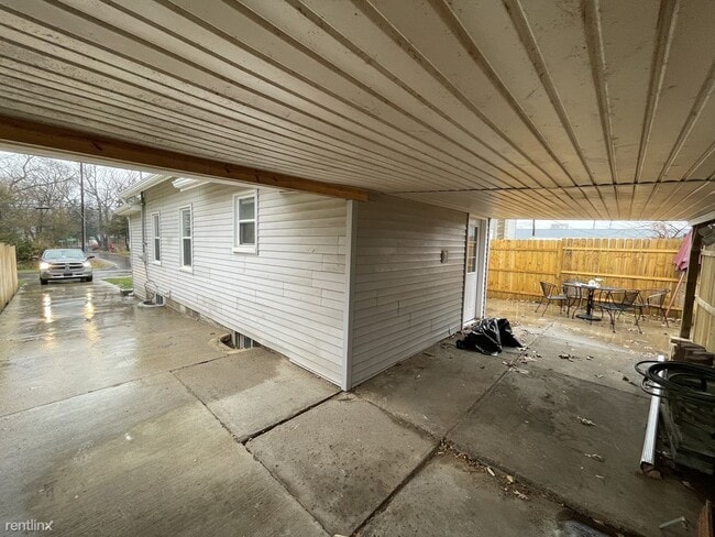 Building Photo - 1 br, 1 bath House - 4801 Francis St