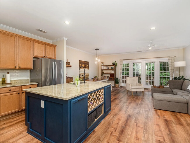 Foto del edificio - 2822 Pickett Rd