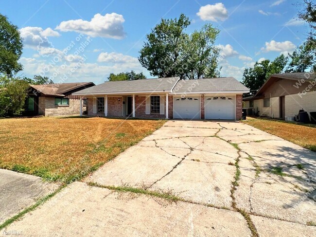 Building Photo - 3 br, 2 bath House - 14214 Duncannon Dr