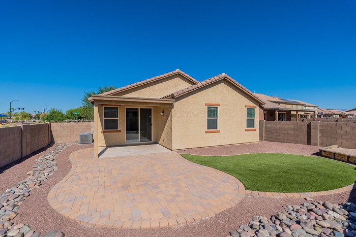Foto principal - Gladden Farms Home