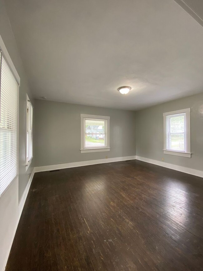 Foto del edificio - 4 Bedroom Single Family home in Goshen!