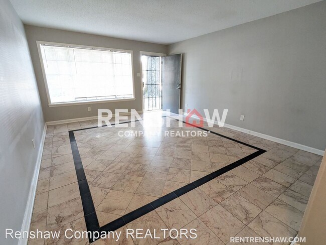Foto del edificio - 2 br, 1 bath House - 1055 Treadwell Ave