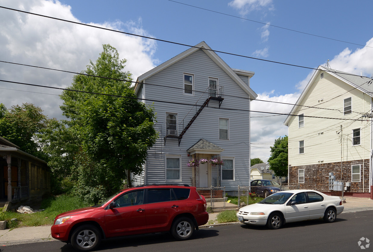 Foto del edificio - 105 Hedley Ave