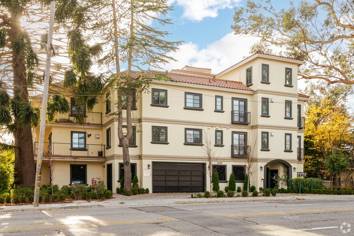 1509 El Camino Real, Burlingame, CA 94010 Apartments in Burlingame