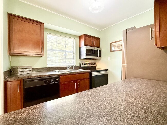 Foto del edificio - Effortless & comfortable 2Beds/1.5Bath tow...