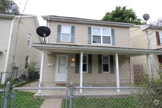 Building Photo - 733 Buckeye St