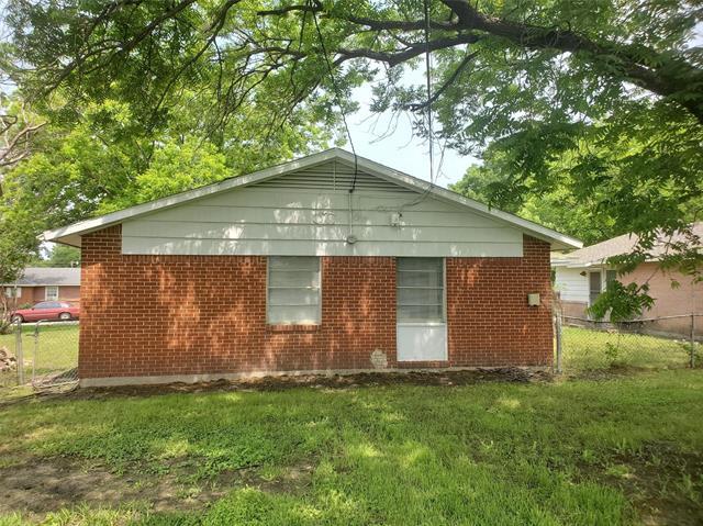 Building Photo - 4005 Oleander Trail