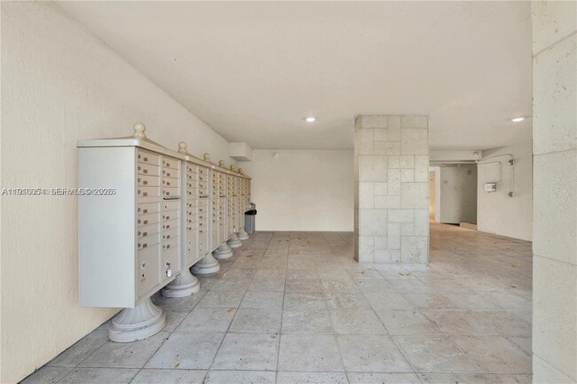 Building Photo - 14500 SW 88th Ave
