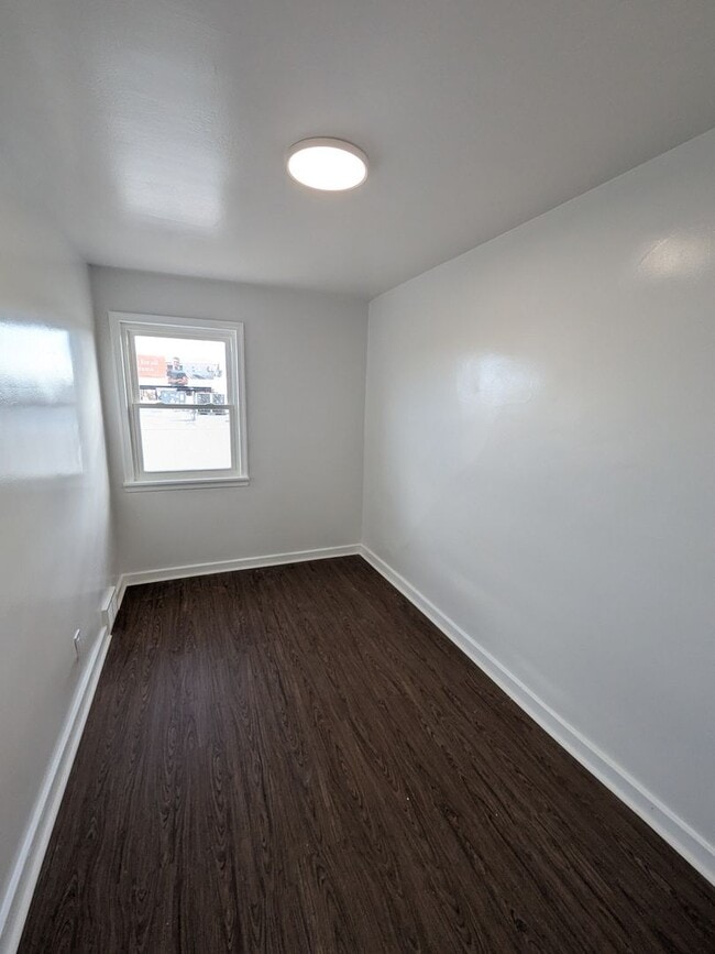 Foto del edificio - Stunning 3 Bedroom Home - Mayfair