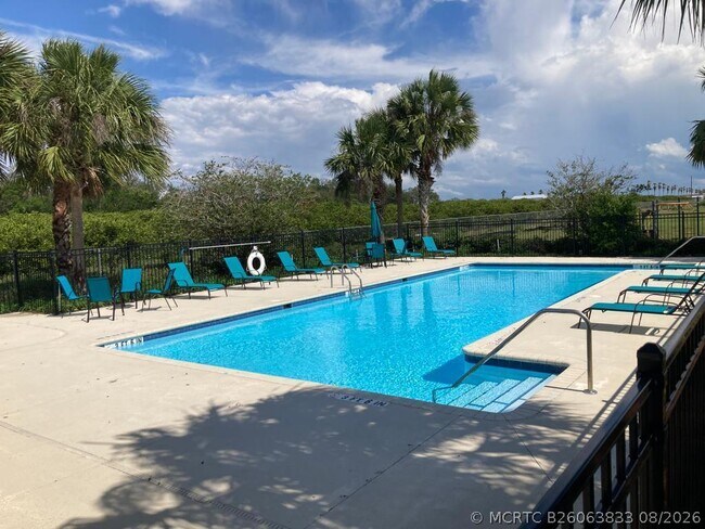 Building Photo - 1450 Las Villas Blvd