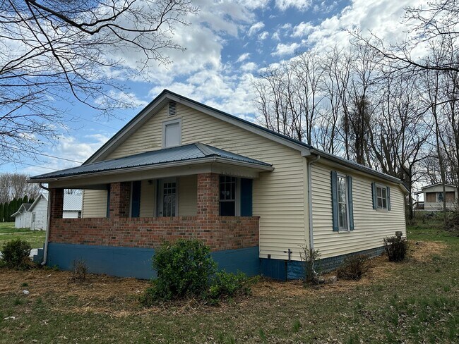 Foto del edificio - 3067 Greensburg Rd