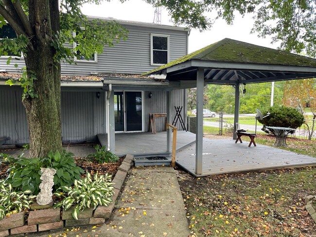 rear entry/gazebo - 2495 North Rd NE