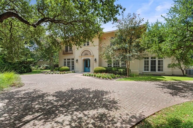 Building Photo - 602 Las Lomas Dr