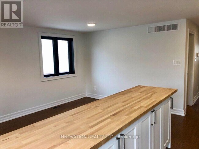 Photo du bâtiment - 86 Poplar St