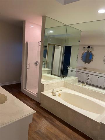Foto del edificio - 2321 Shady Creek Dr