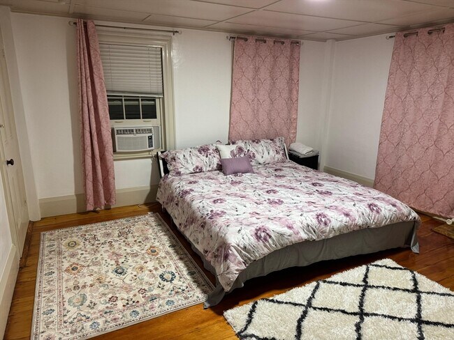 Foto del edificio - 367 Maple St